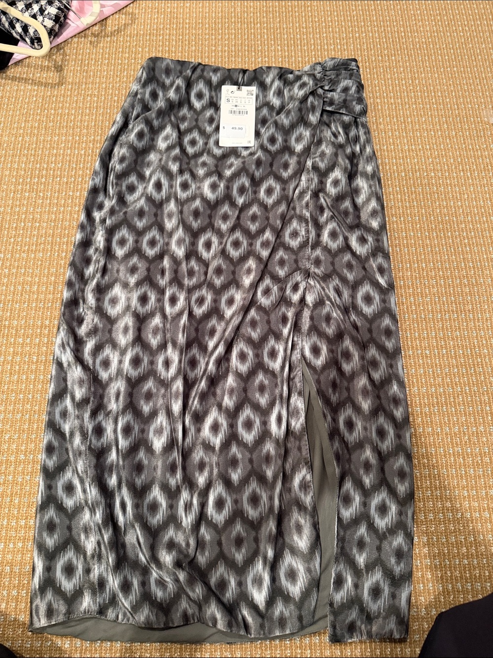 Zara green and grey Ikat-Print Midi Skirt